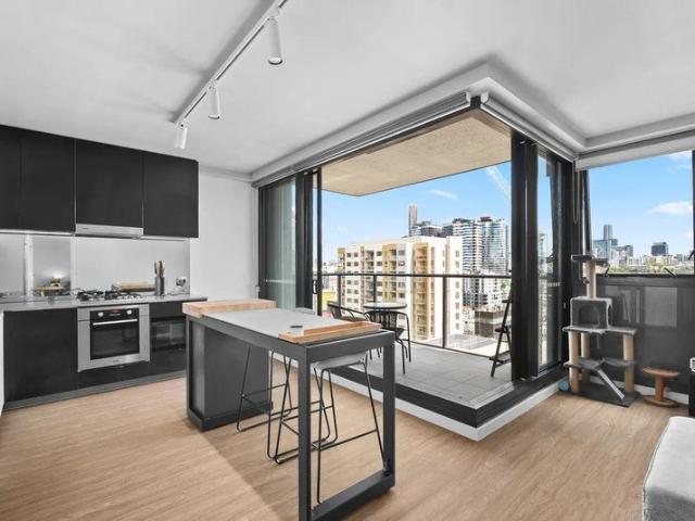 DON'T MISS OUT ON THIS BEAUTIFUL UNIT!
