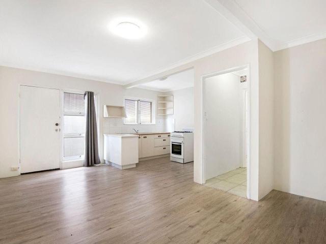 DON'T MISS OUT ON THIS BEAUTIFUL UNIT!