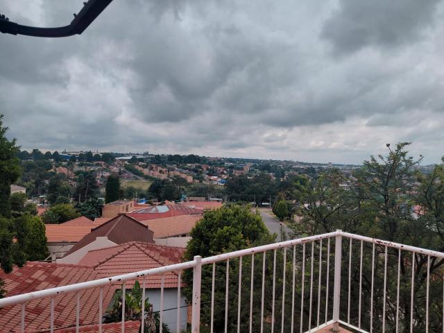 Don't Miss This Beautiful 2 Bedroom 1 Bathroom Property With A Built In Braai And Stunning View