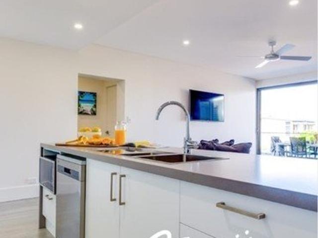 Don't Miss This Opportunity to Live in the Heart of Huskisson!