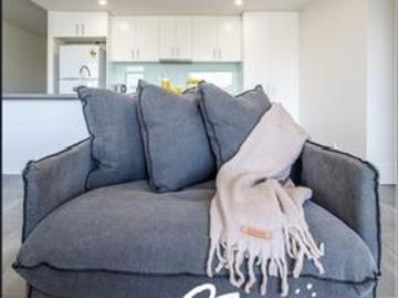 Don't Miss This Opportunity to Live in the Heart of Huskisson!