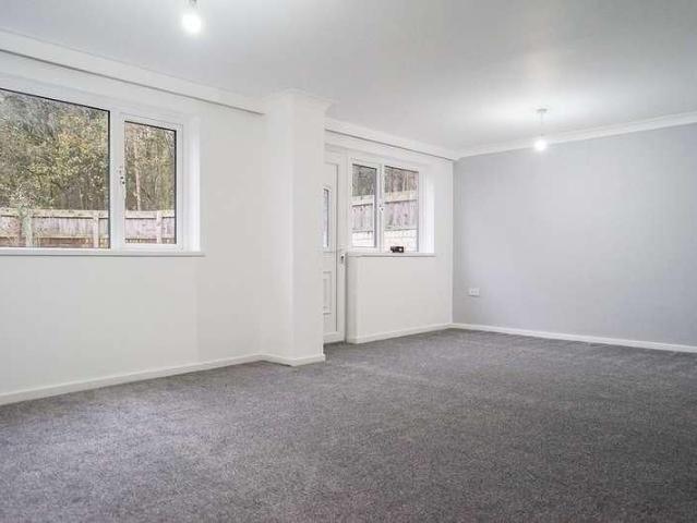 Donvale Road e, Washington, Tyne & Wear, NE37