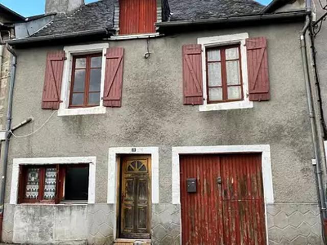 Donzenac 19270 Achat / Vente maison 4 pièces t4 au dernier étage cave