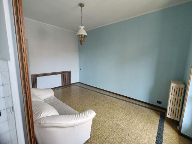 Don Bosco – affittasi bilocale in Via Capua