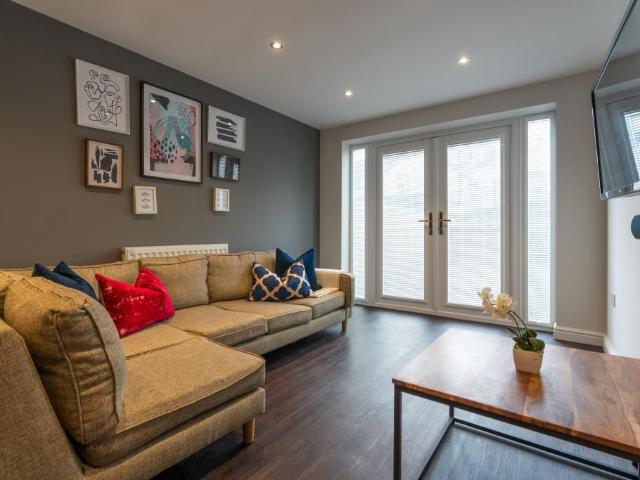 Donald Street, Cardiff CF24, 7 bed terraced house to rent, £667 pppm | PrimeLocation