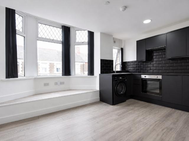 Donald Street, Cardiff CF24, 2 bed flat to rent, £1,250 pcm | PrimeLocation