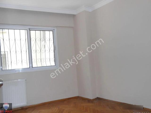 Donanmacı Sahile 100 Metre Bahçe Dubleks Kiralık Daire