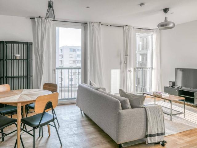 Donaumarina, Bestlage Donau & Innenstadt, direkt an der U Bahn, 2 Zimmer mit Fitness, Sauna, etc. VIE77