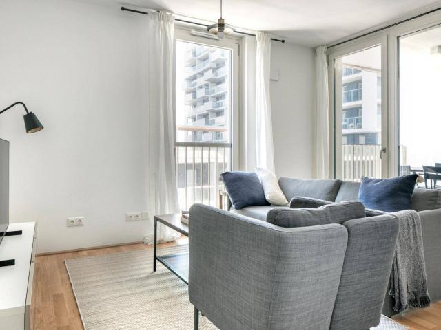 Donaumarina, Bestlage Donau & Innenstadt, direkt an der U Bahn, 3 Zimmer mit Fitness, Sauna, Loggia VIE144