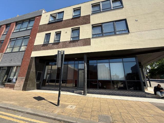 Doncaster Gate, Rotherham S65, 1 bed flat to rent, £650 pcm | PrimeLocation
