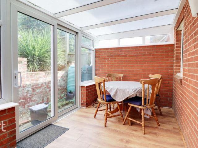 Donchurch Close, Norwich 4 bed semi detached house to rent £1,325 pcm £306 pw