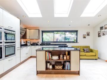 Donegal Road, Knowle, Bristol BS4, 4 bed semi detached house to rent, £2,300 pcm | PrimeLocation