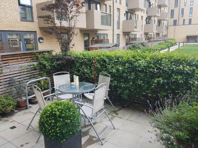 Dongola Road, London, E1