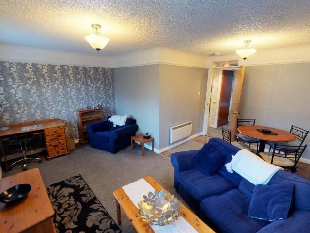 Donmouth Court, Bridge of Don. 1 bed flat to rent £575 pcm £133 pw