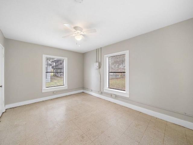 Donna's Corner 1 Bedroom Apartment for Rent at 814 3rd Ave N, Texas City, TX 77590