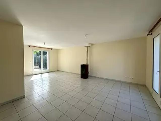 Donnemarie Dontilly 77520 Location maison 6 pièces t6