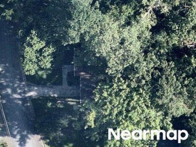 Donnebrook Ln SE