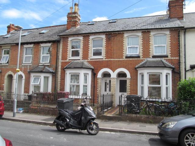 Donnington Road, Reading RG1, 5 bed terraced house to rent, £3,000 pcm | PrimeLocation
