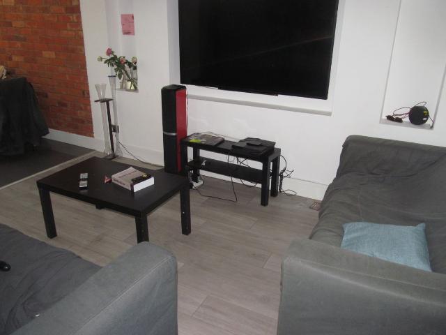 Donnington Road, Reading RG1, 6 bed terraced house to rent, £4,800 pcm | PrimeLocation