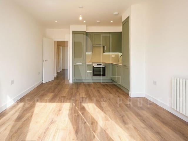 Donovan Avenue, London N10, 1 bed flat to rent, £1,900 pcm | PrimeLocation
