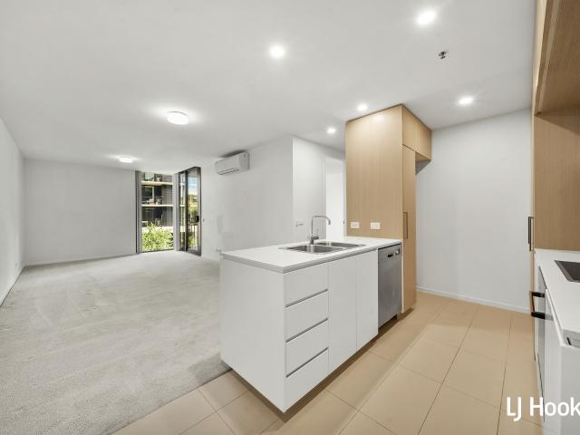 Door 30 154/97 Eastern Valley Way, Belconnen ACT for Rent LJ Hooker