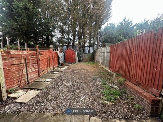 Dobbin Close, Harrow HA3, 3 bed terraced house to rent, £2,450 pcm | PrimeLocation