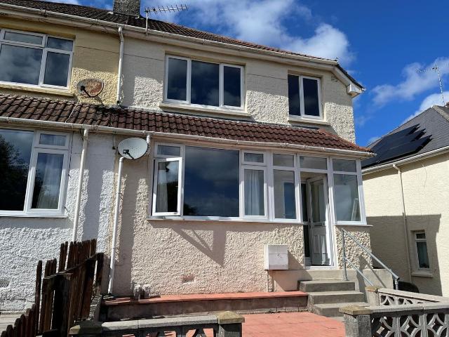 Dobbs Lane, Truro TR1, 3 bed property to rent, £1,450 pcm | PrimeLocation
