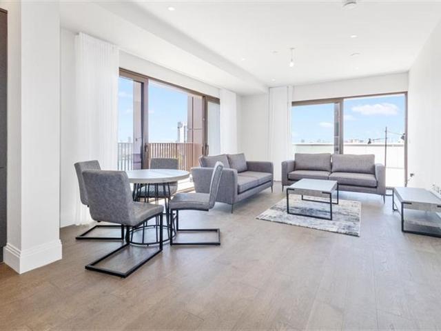 Dock East, Selsdon Way E14, 2 bed flat to rent, £3,100 pcm | PrimeLocation