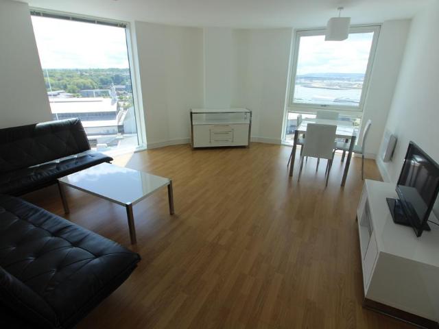 Dock Head Road, Chatham Maritime 1 bed apartment to rent £1,175 pcm £271 pw