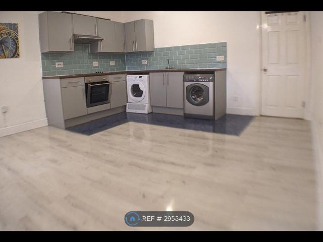 Dock Road, Tilbury RM18, 1 bed flat to rent, £1,200 pcm | PrimeLocation