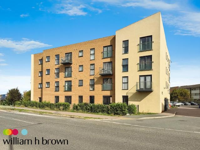 Dock Road, Tilbury RM18, 2 bed flat to rent, £1,400 pcm | PrimeLocation