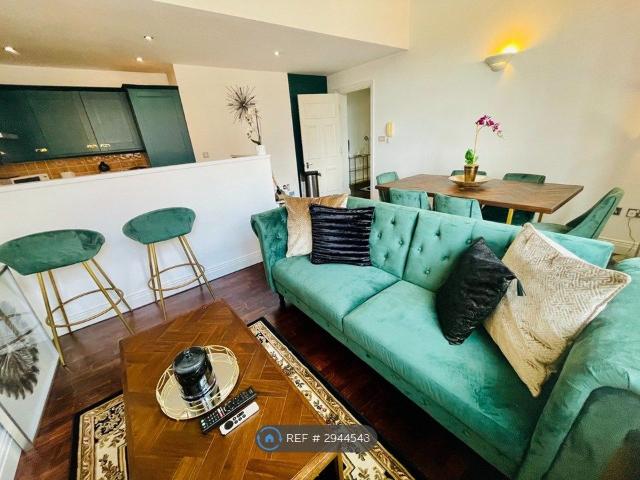 Dock Street, Leeds LS10, 2 bed flat to rent, £1,300 pcm | PrimeLocation