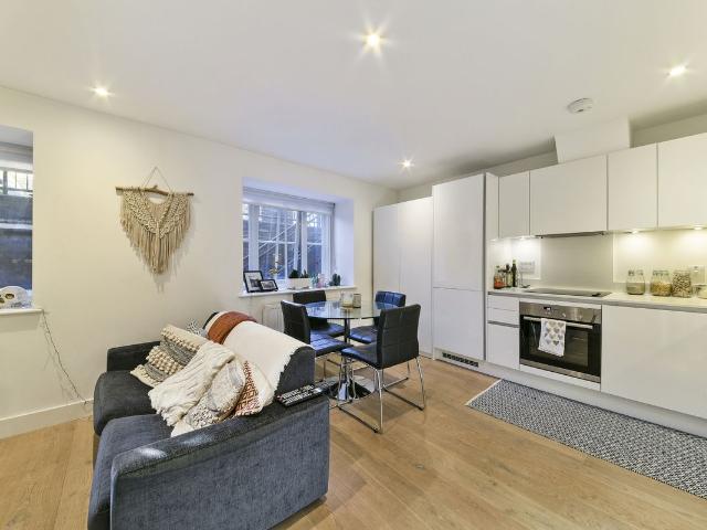 Dod Street, Lime House, London E14, 1 bed flat to rent, £1,800 pcm | PrimeLocation