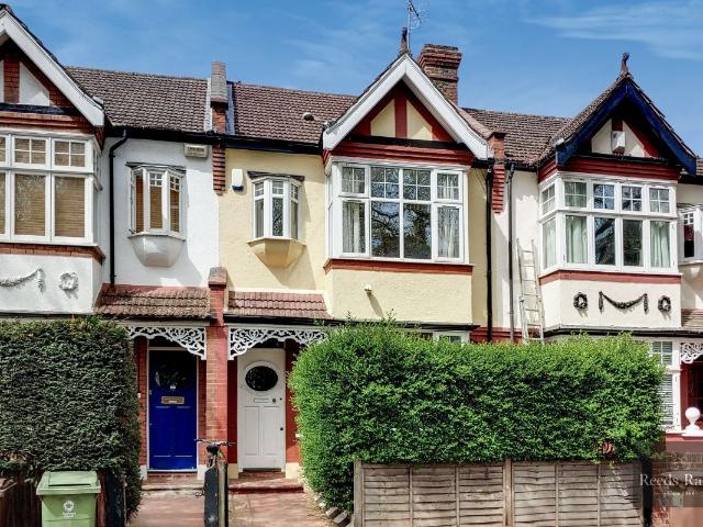 Doddington Grove, London SE17, 4 bed terraced house to rent, £4,100 pcm | PrimeLocation