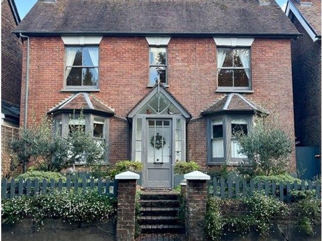 Dodsley Lane, Midhurst GU29, 4 bed detached house to rent, £2,850 pcm | PrimeLocation