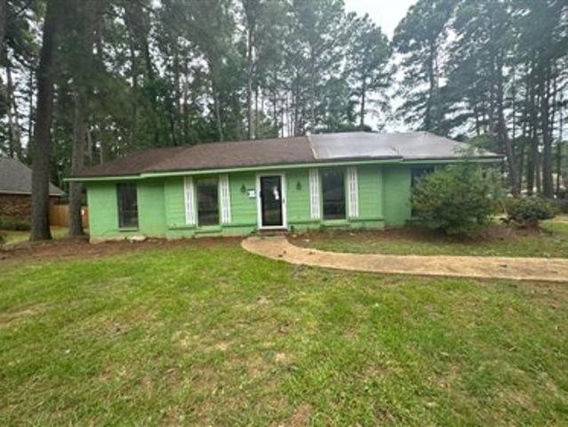 Dogwood Cir