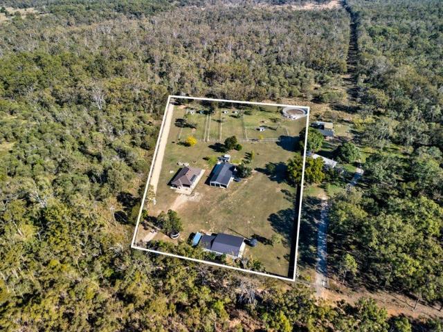 Dog Trainers Dream! Dual Living Options on 5 Acres + Major Dog Training Facilities