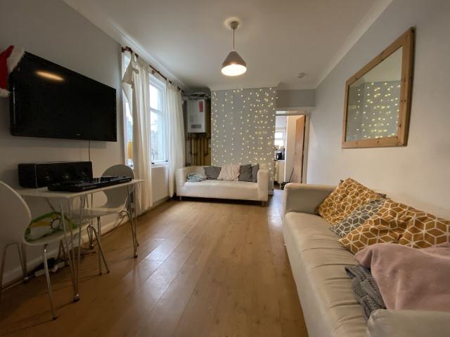 Dogfield Street, Cathays CF24, 5 bed terraced house to rent, £2,700 pcm | PrimeLocation