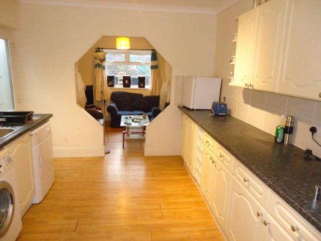 Dogfield Street, Cardiff CF24, 4 bed terraced house to rent, £2,340 pcm | PrimeLocation