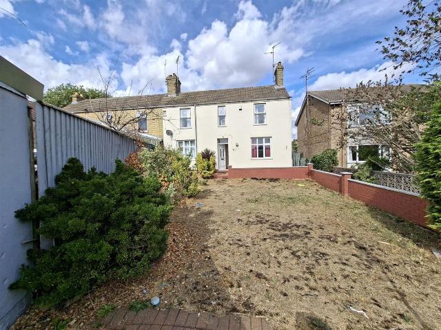 Dogsthorpe Road, Peterborough PE1, 3 bed property to rent, £1,300 pcm | PrimeLocation