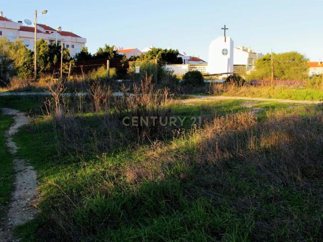 Terrenos rústicos 630 m² em Vila Nova de Caparica