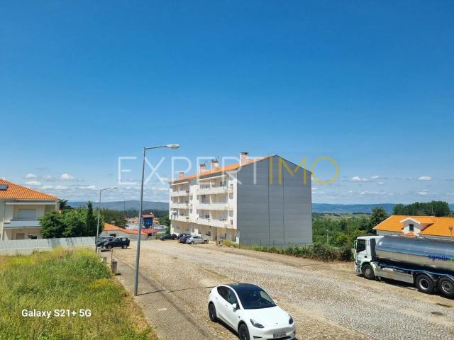 Dois Lotes urbanos para 24 8+16 apartamentos, em zona premium de Gouveia