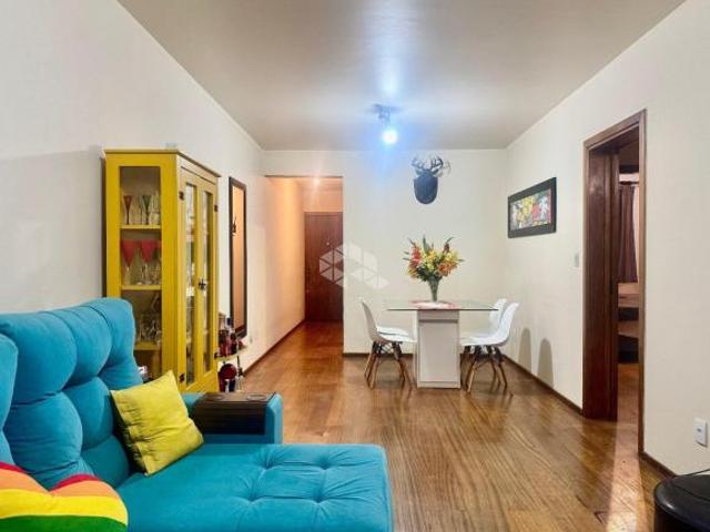 Dois quartos com suíte e churrasqueira, no Bom Fim