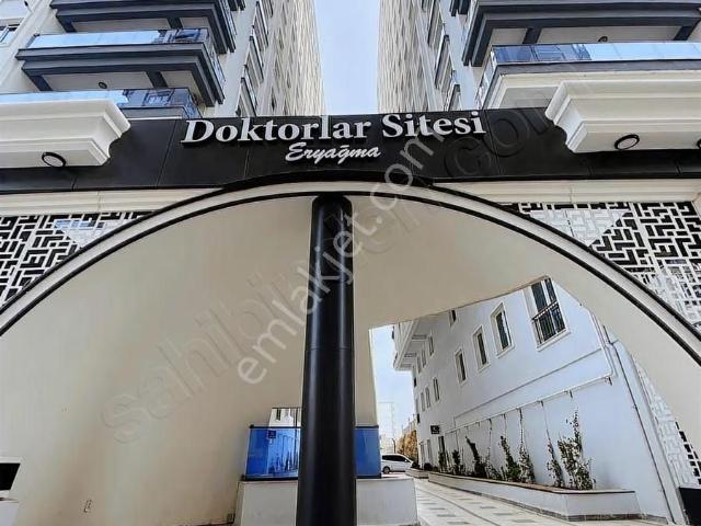 Doktorlar Sitesi Satılık 3+1 Açık Cepheli Daire