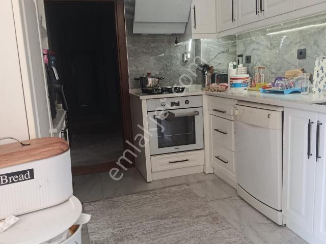 Dokuma Merkezi Konumda Asansörlü Ara Kat 3 + 1 Daıre
