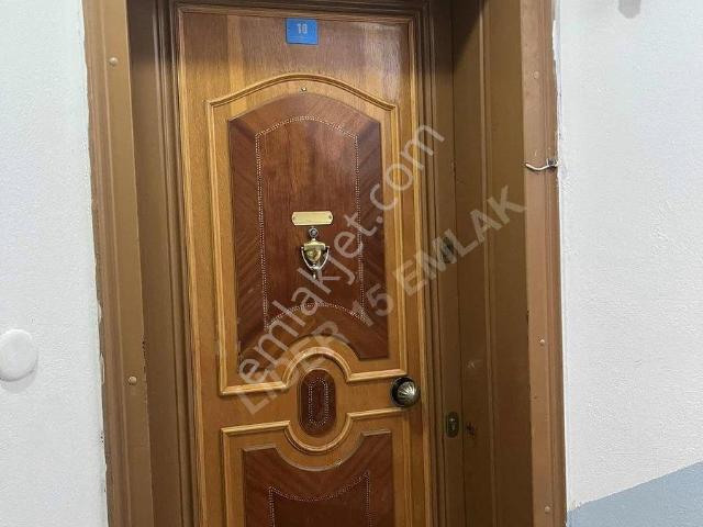Dokuma Yeşiltepe Cadde Üstü Kiralık Daıre