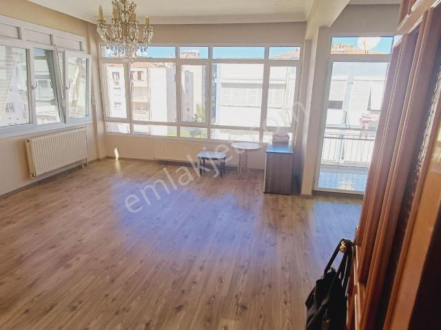 Dokuz Eylül Üniversitesine Yürüme Mesafesinde Kiralık 2+1