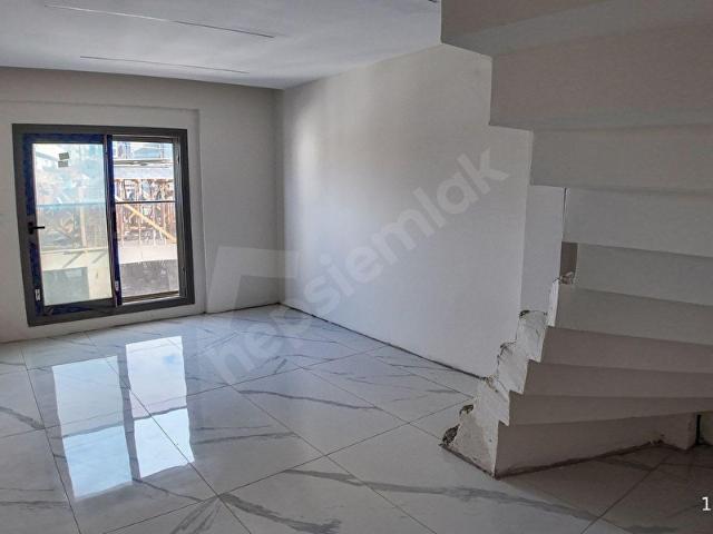 DOKUZ EYLÜL ÜNİVERSİTESİ KAMPÜSÜ YANI SATILIK 2+1 DUBLEKS