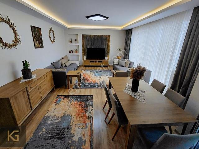 Dolunay Mahallesinde Süper Daire