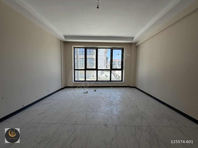 DOLUNAY'dan ÇAMLICA MAHALLESİ BİRLİK 2 CADDESİ YAKINI 145m2 3+1